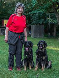 Kerstin Jordan mit Amy und Daja